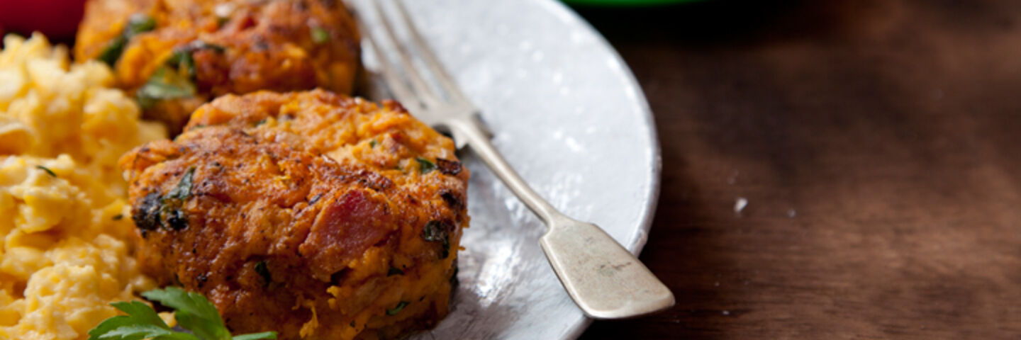 Bacon sweet potato cakes recipe