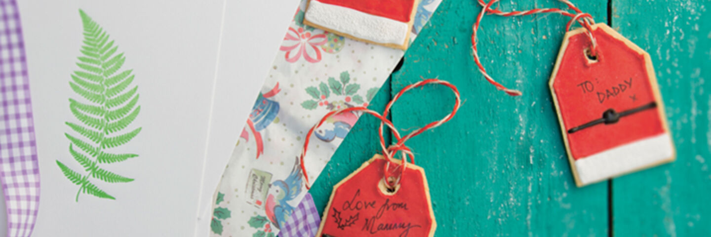 Message tag cookies for santa recipe