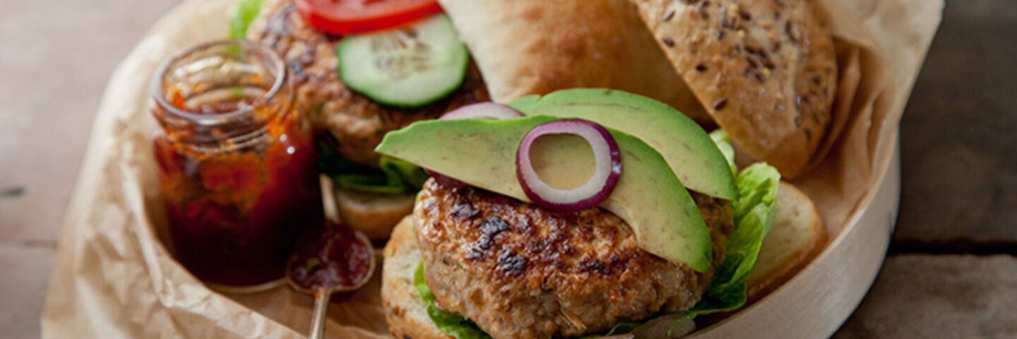 Smokey turkey burgers recipe