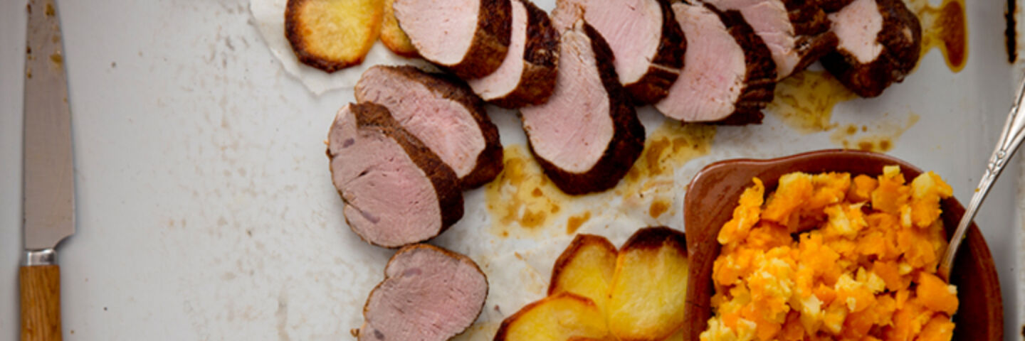 Spiced pork fillet recipe