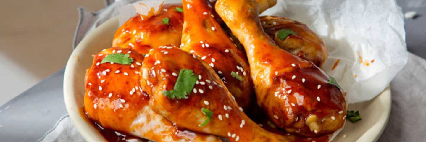 Finger-lickin’ Chicken Drumsticks with Mango and Lime Dip