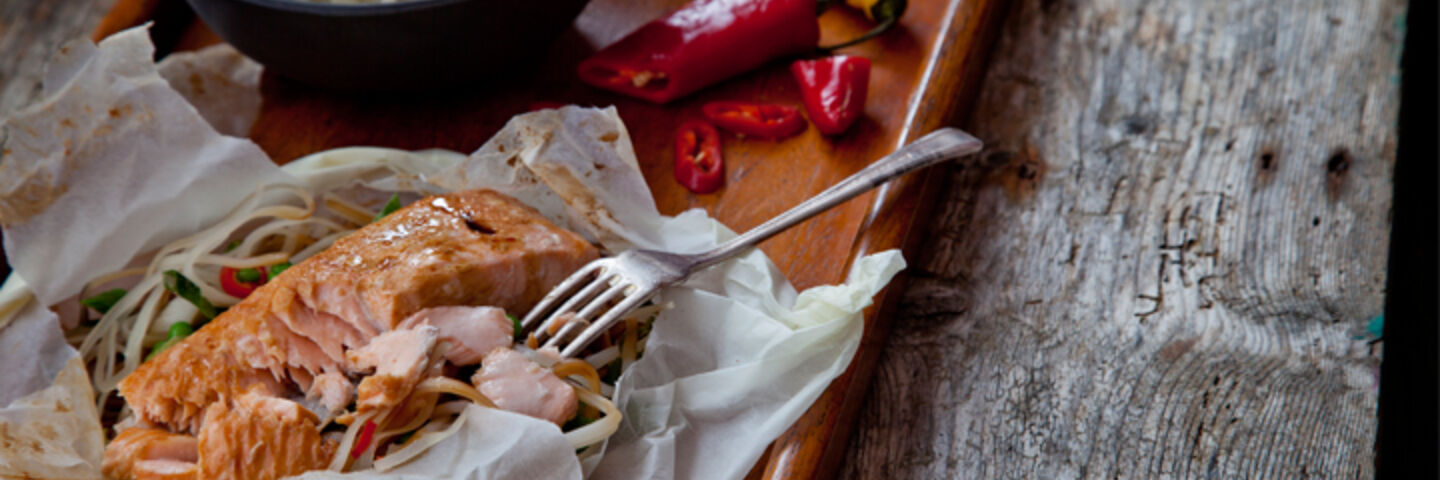 Salmon noodle parcels recipe
