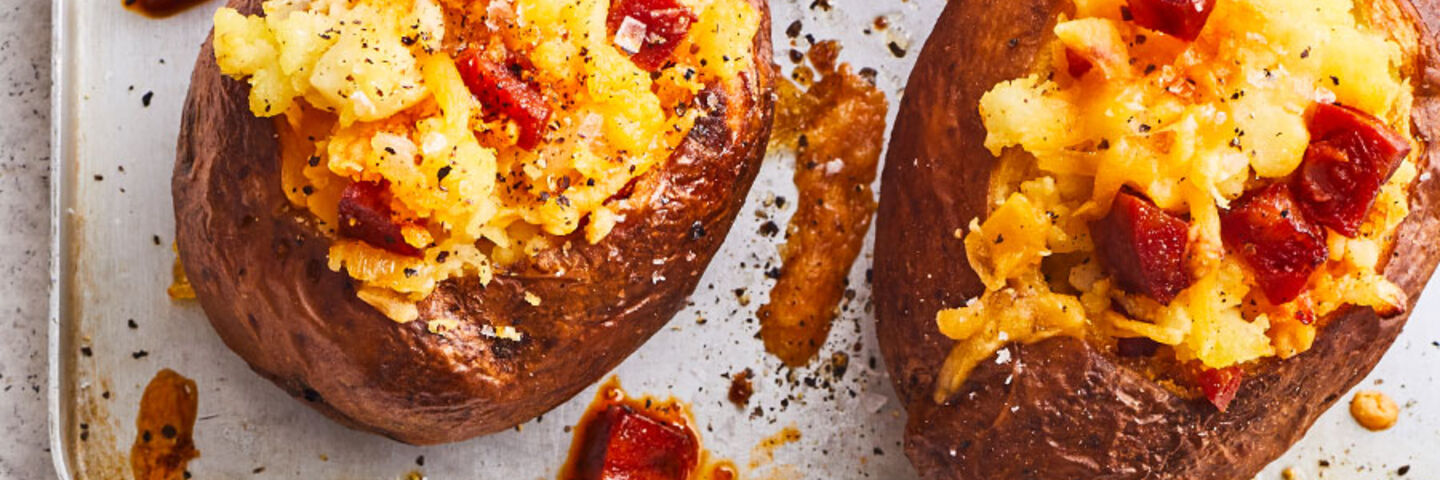 Loaded Potatoes 900x 600