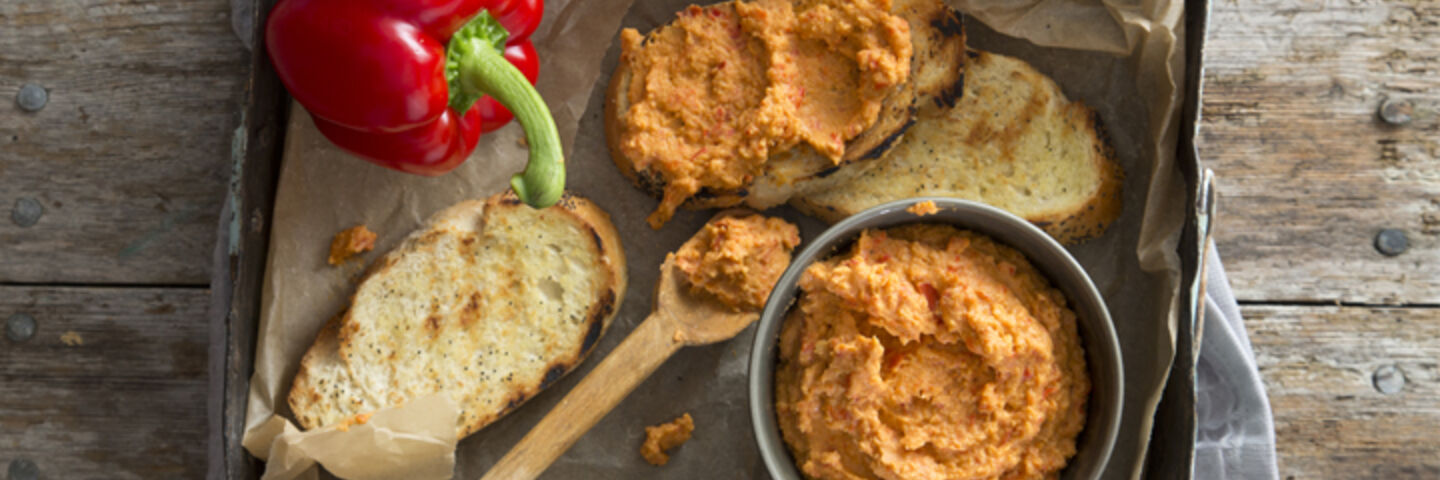 Red pepper hummus recipe