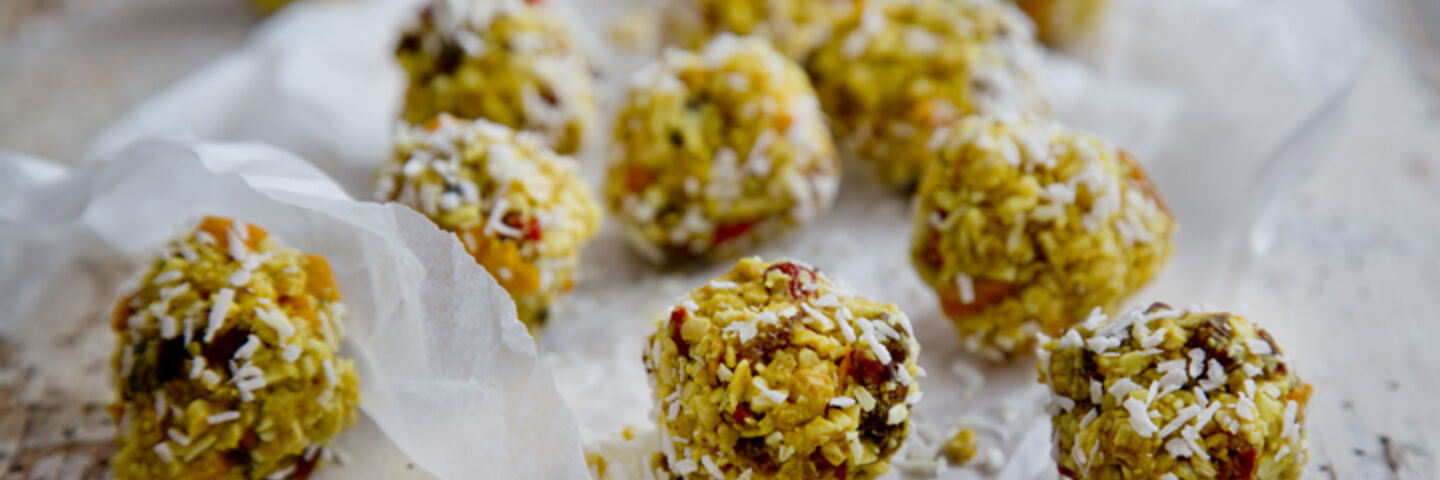 Turmeric protein balls recipe