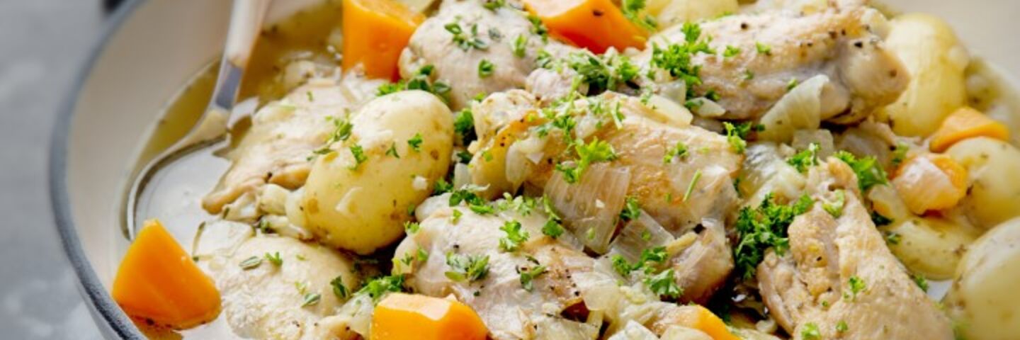 Kevin One 20pot 20Light 20chicken 20stew insta  20U52B8997