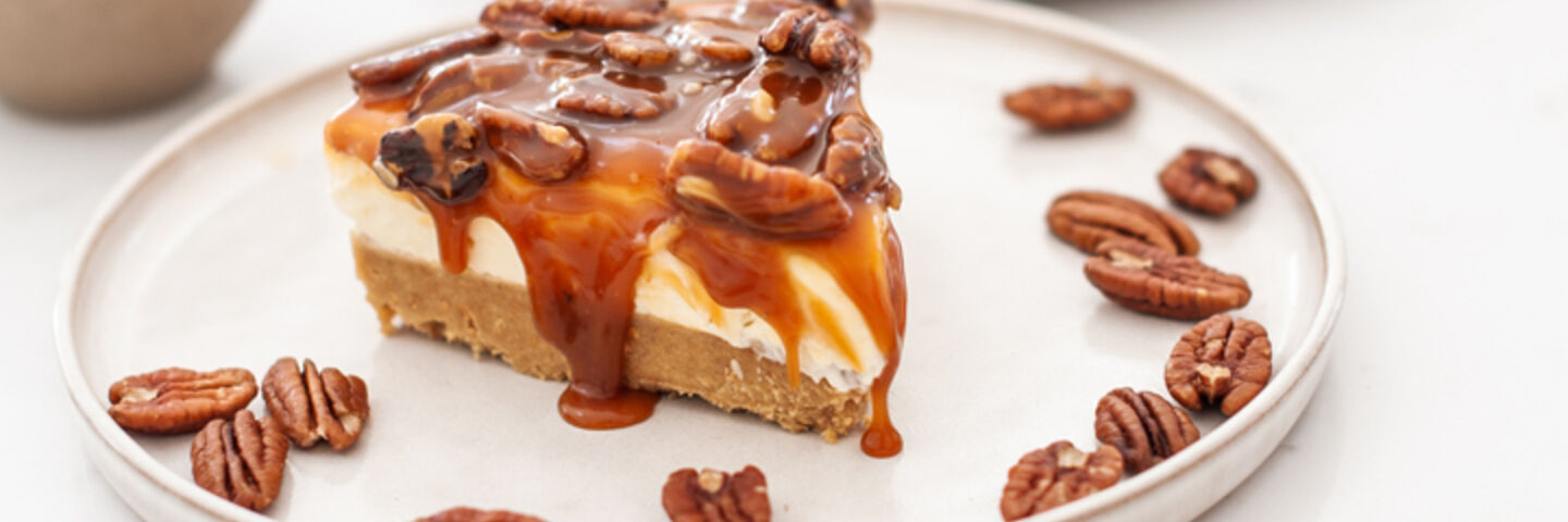 SaltedCaramelPecanCheesecake