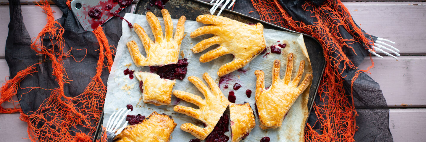 SuperValu Blackberry Apple Hand Pies Halloween