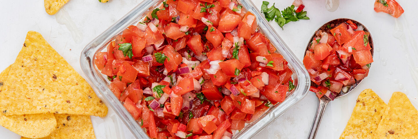 SuperValu Erica Ryan Spicy Fresh Tomato Salsa