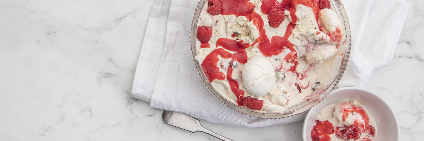 SuperValu Kevin Dundon Pavlova Ice Cream