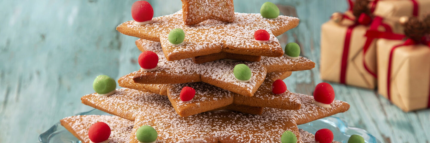 SuperValu Sharon Ginger Biscuit Tower