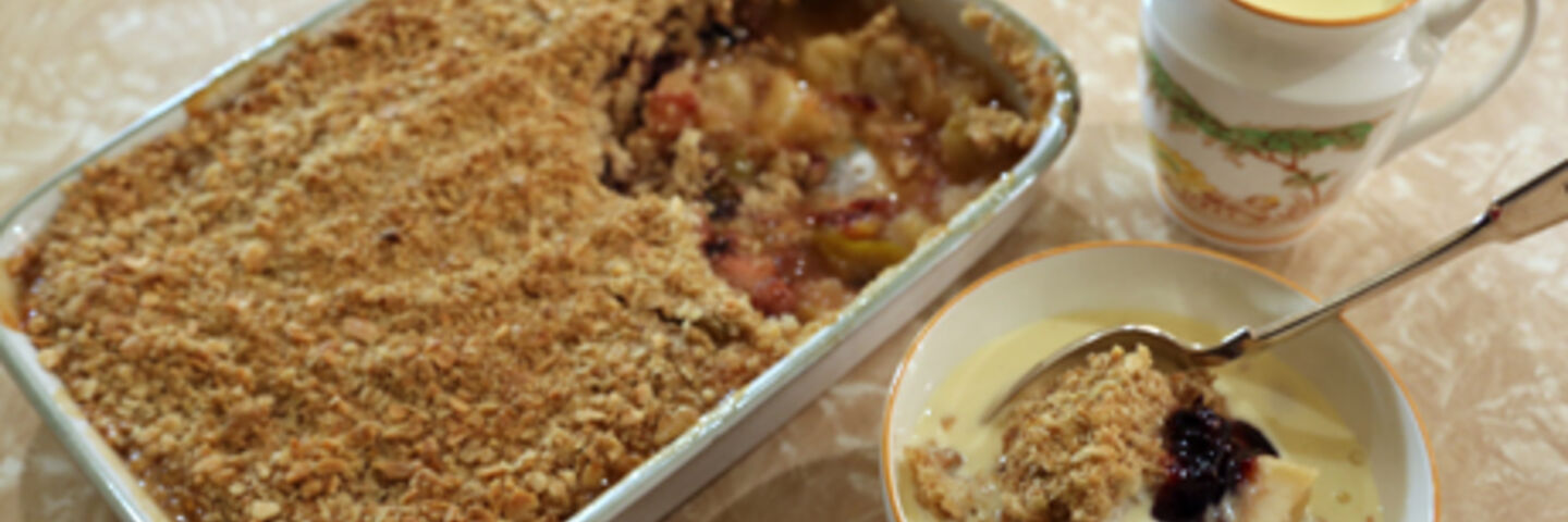 Apple, Pear, Greengage & Damson Crumble