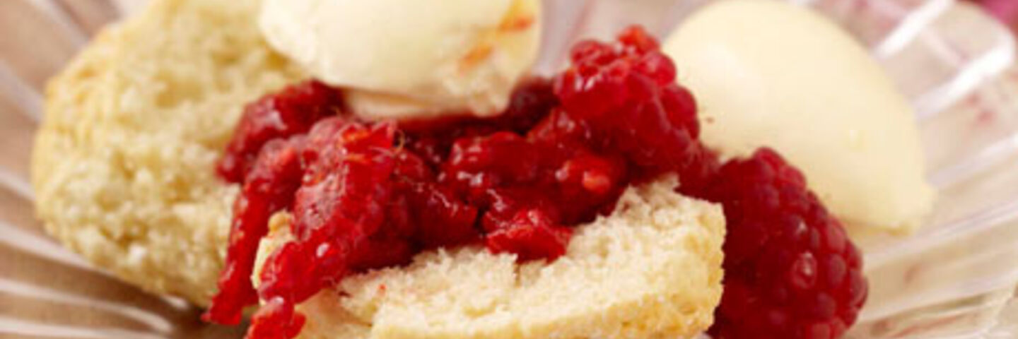 Homemade Scones & Raspberry Compote