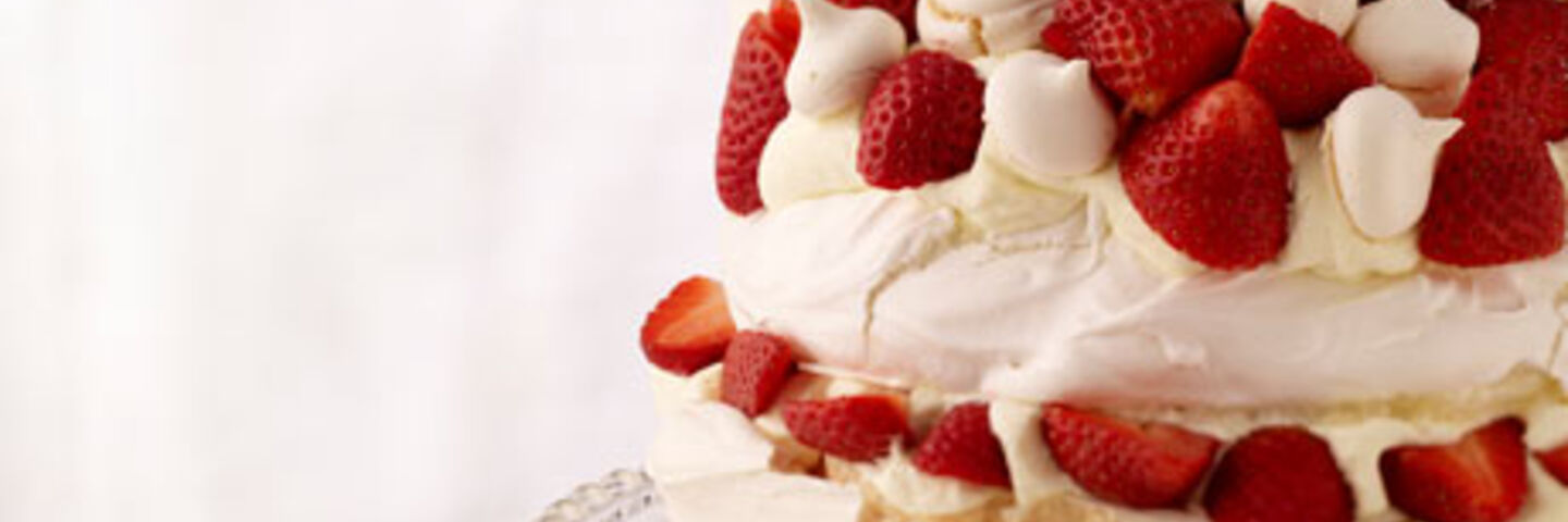 Strawberry Pavlova