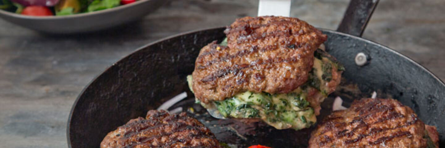 Spinach & Mozzerala Stuffed Burgers 