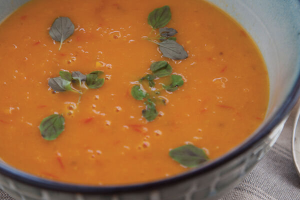 Tomato carrot cardamom soup recipe