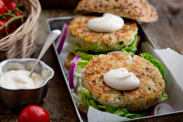 Cod burgers yogurt mayo recipe