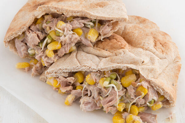 Tuna sweetcorn pitta pockets recipe