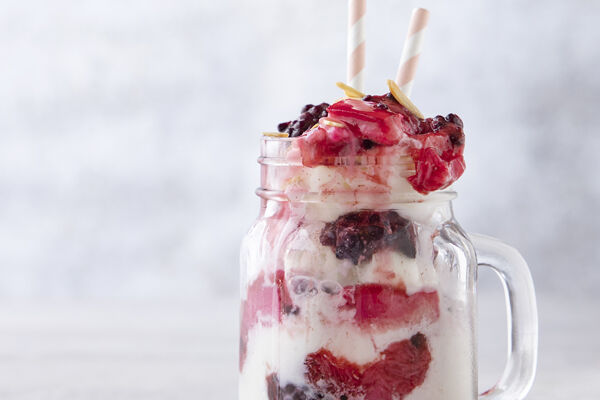 Rhubarb sundae recipe