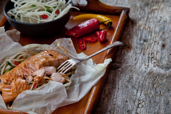 Salmon noodle parcels recipe