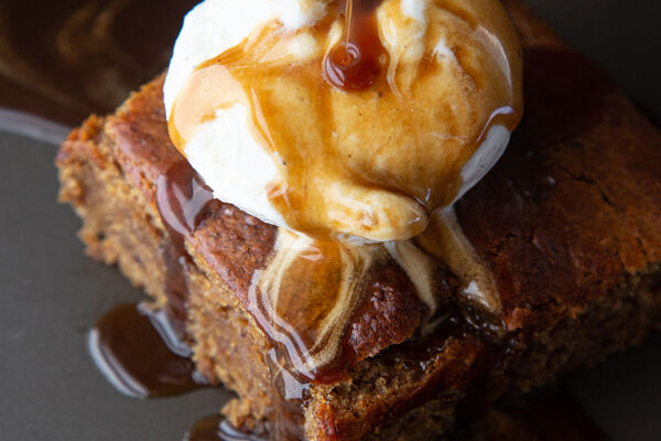 Vegan sticky toffee pudding recipe