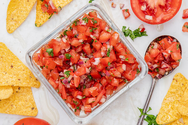 SuperValu Erica Ryan Spicy Fresh Tomato Salsa