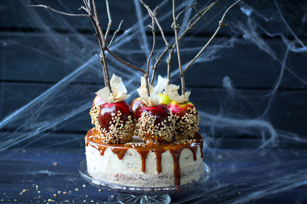 SuperValu Sticky Toffee Apple Cake