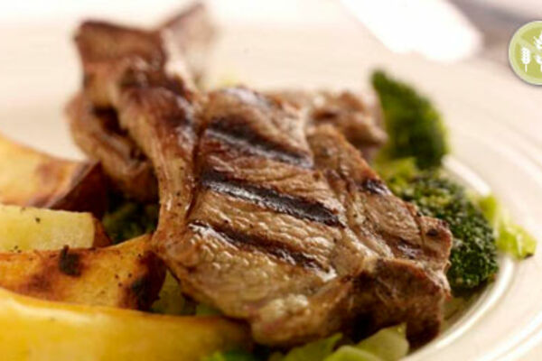 Pan Fried Lamb Loin Chops with Stir Fried Green Vegetables and Wedges