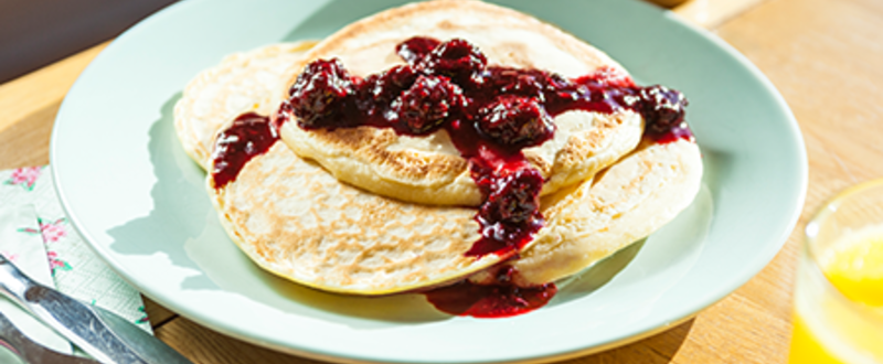 Pancakes Berry Compote 450x220px