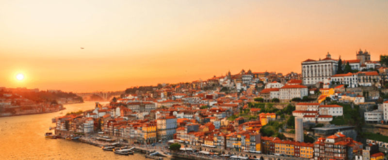 SuperValu Insurance Porto Travel Image