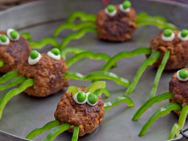 Halloween meatball spiders recipe