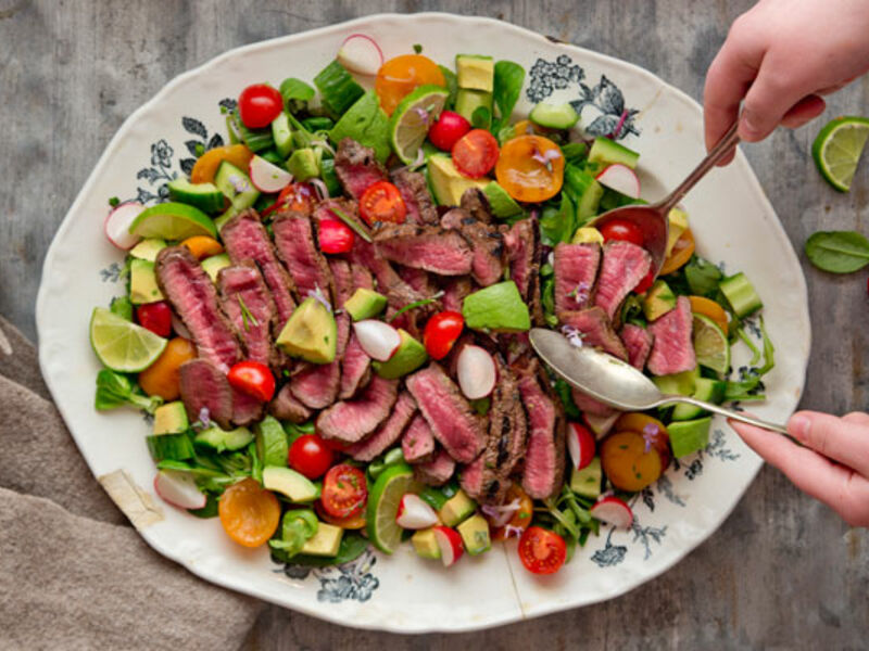 Steak and apricot salad
