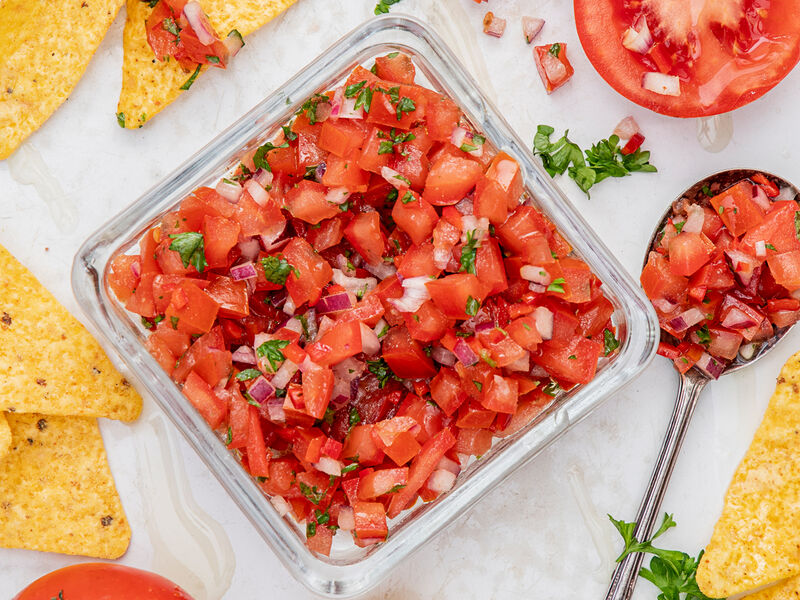 SuperValu Erica Ryan Spicy Fresh Tomato Salsa