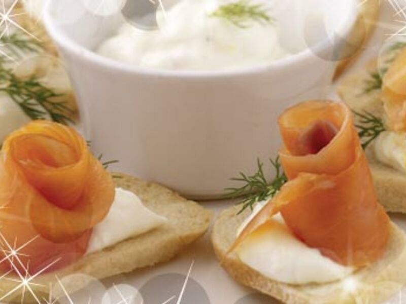 Crostini with Smoked Salmon, Dill & Cucumber