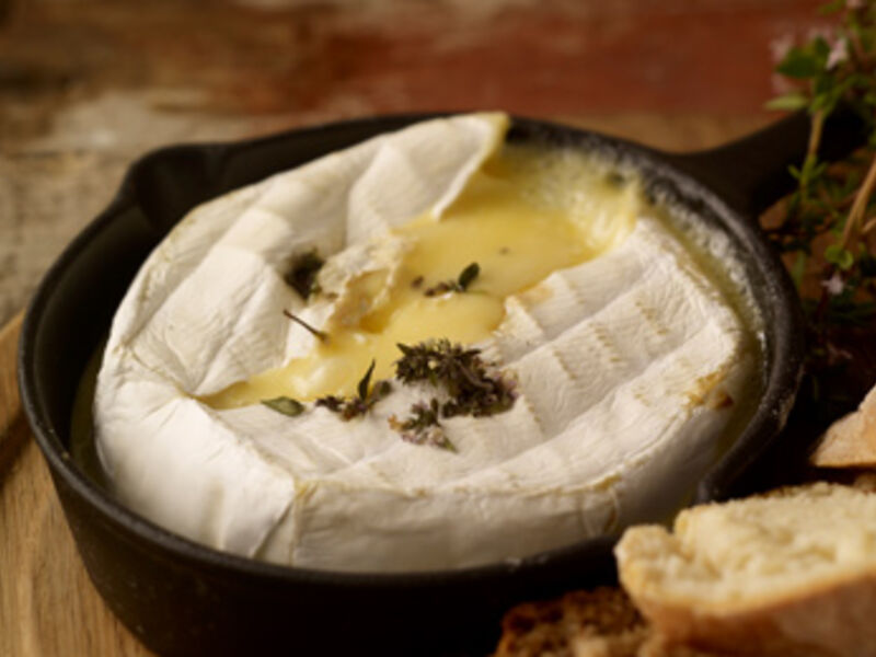 Garlic & Thyme Camembert