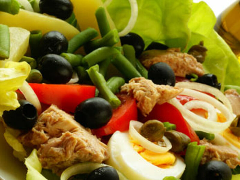 Hearty Winter Tuna Niçoise Salad