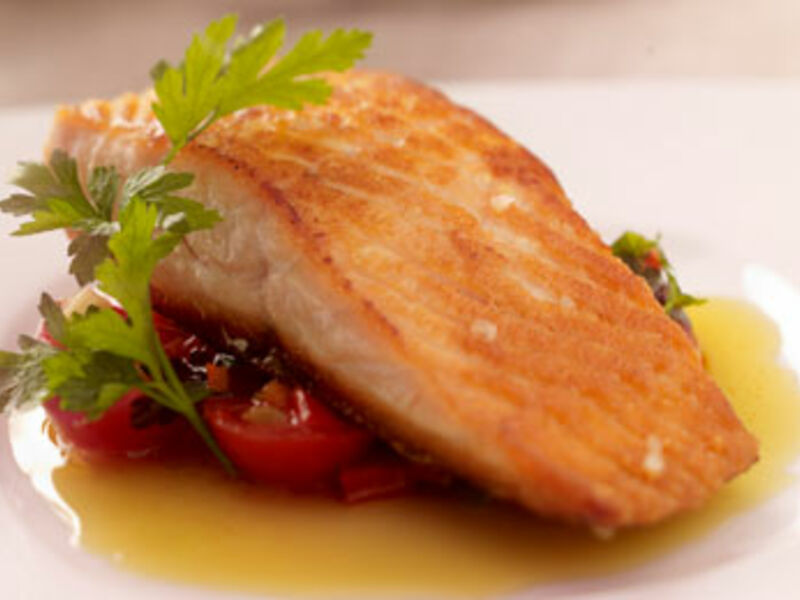 Pan Seared Salmon With Garden Tomato & Chilli Salsa