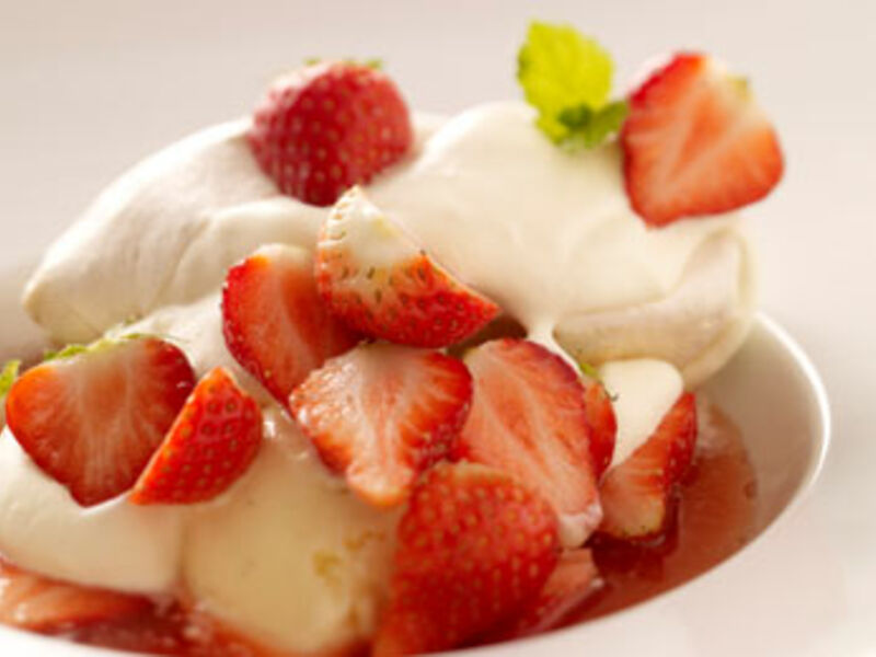 Pavlova With Vanilla Ice Cream, Champagne & Strawberry Consommé