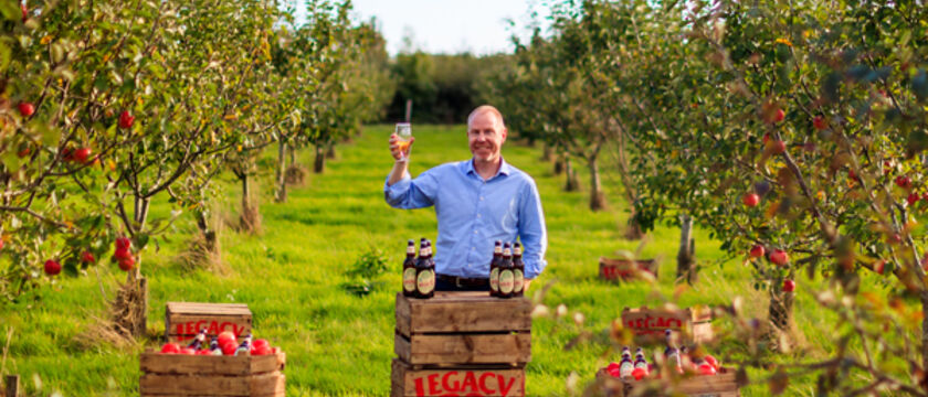 var/files/real-people/food-academy-programme/SuperValu_FoodAcademy_LegacyIrishCider_600x330.jpg